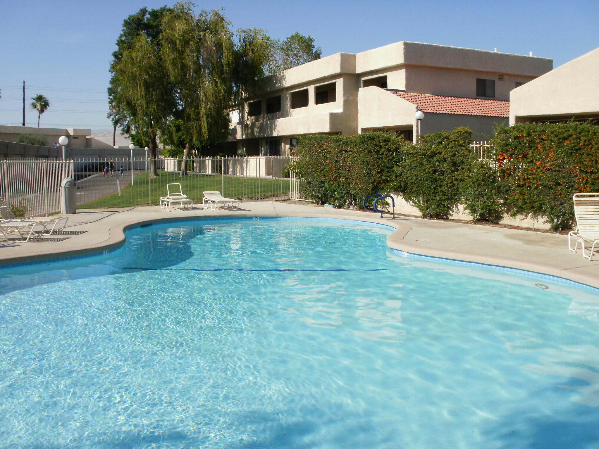 34113 Emily Way Rancho Mirage, CA 92270 - Photo 18 of 20 pool