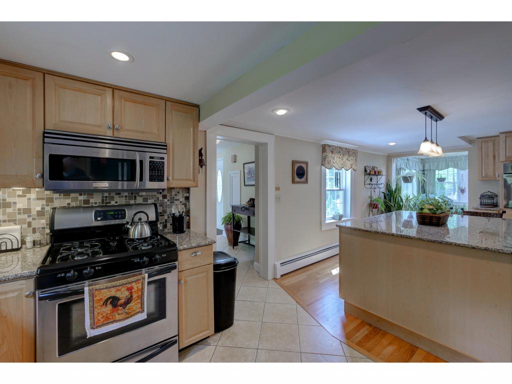 219 Addison Road Goffstown, NH 03045 - Photo 20 of 36
