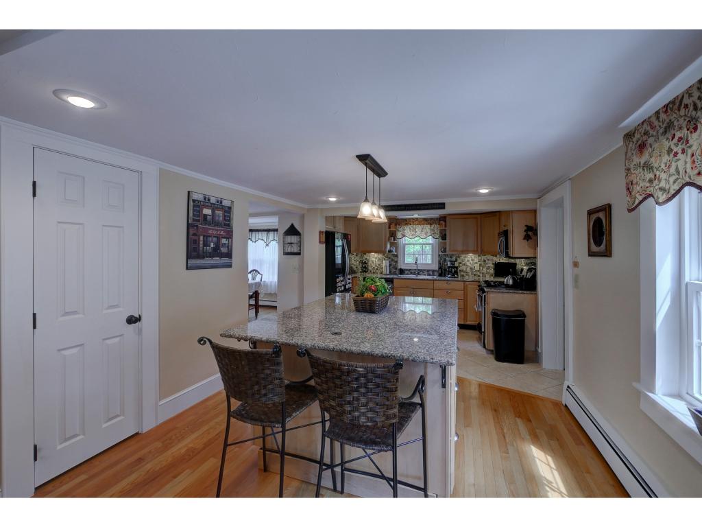 219 Addison Road Goffstown, NH 03045 - Photo 23 of 36