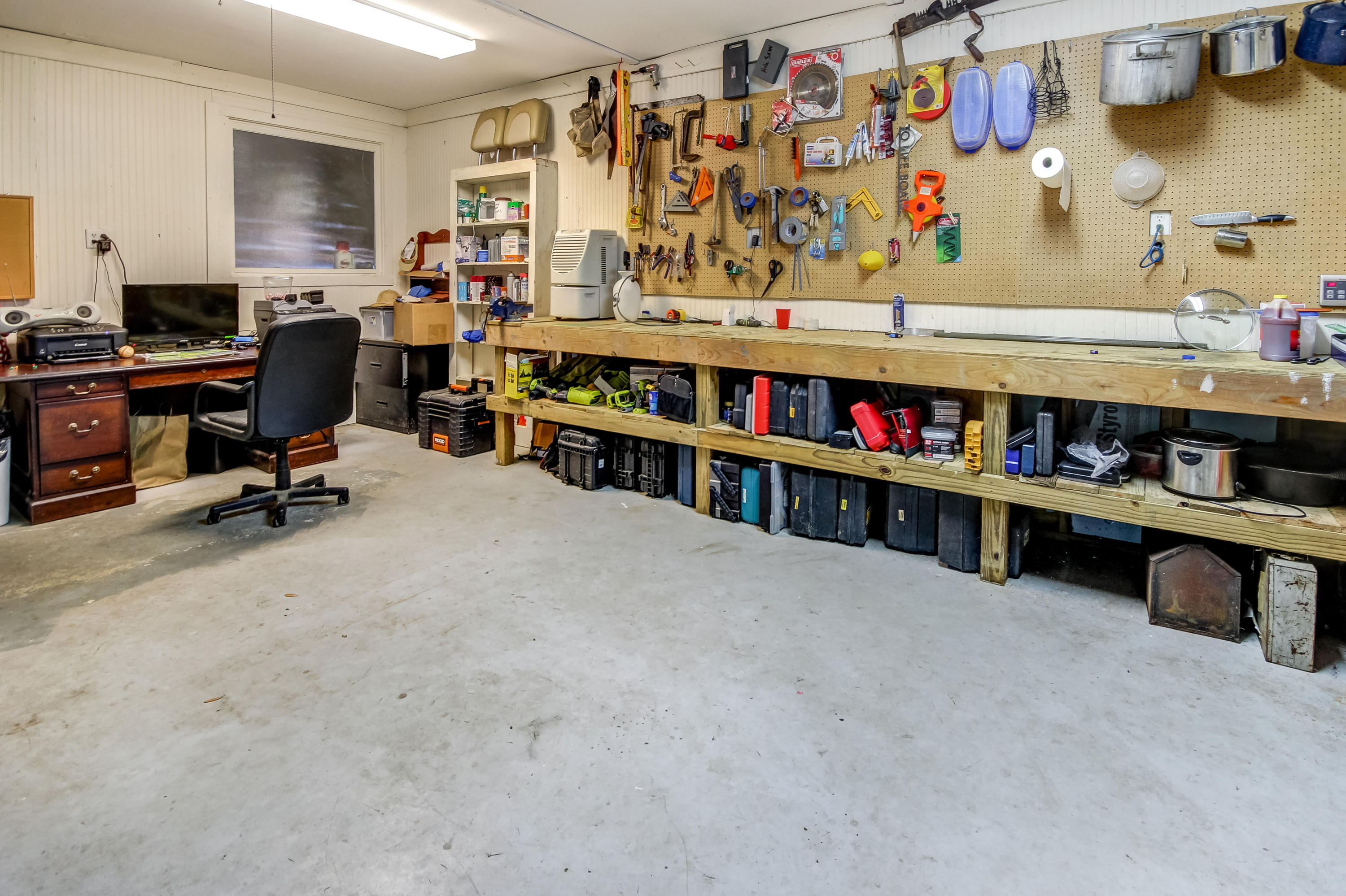8511 Oyster Factory Road Edisto Island, SC 29438 - Photo 26 of 34 Workshop with office
