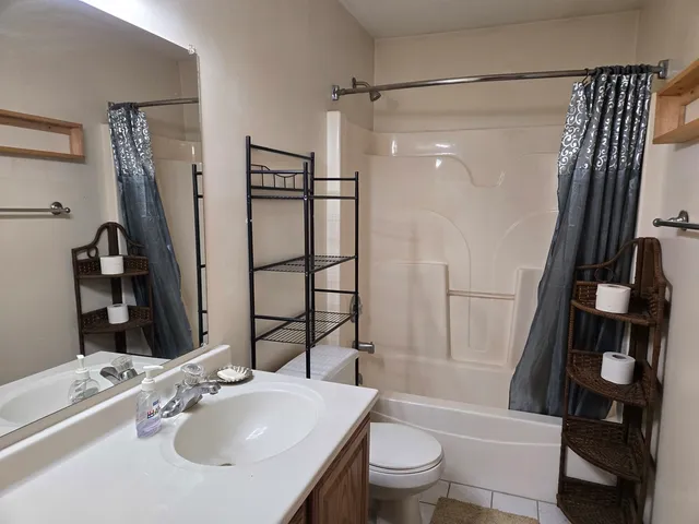 $229,900 | 3117 Carpenter Street, Steger, IL 60475