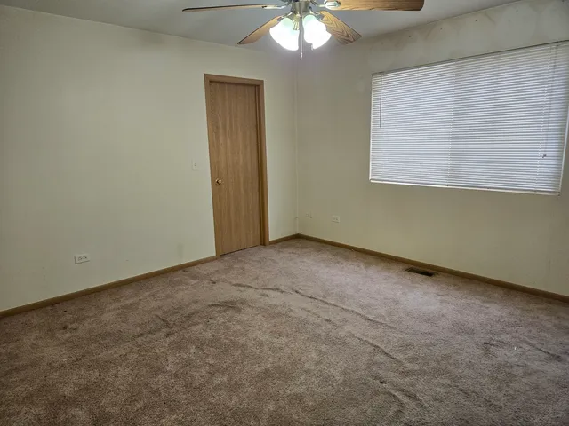 $229,900 | 3117 Carpenter Street, Steger, IL 60475