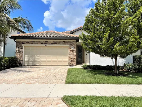 $3,400 | 9444 Glenforest Drive, Naples, FL 34120