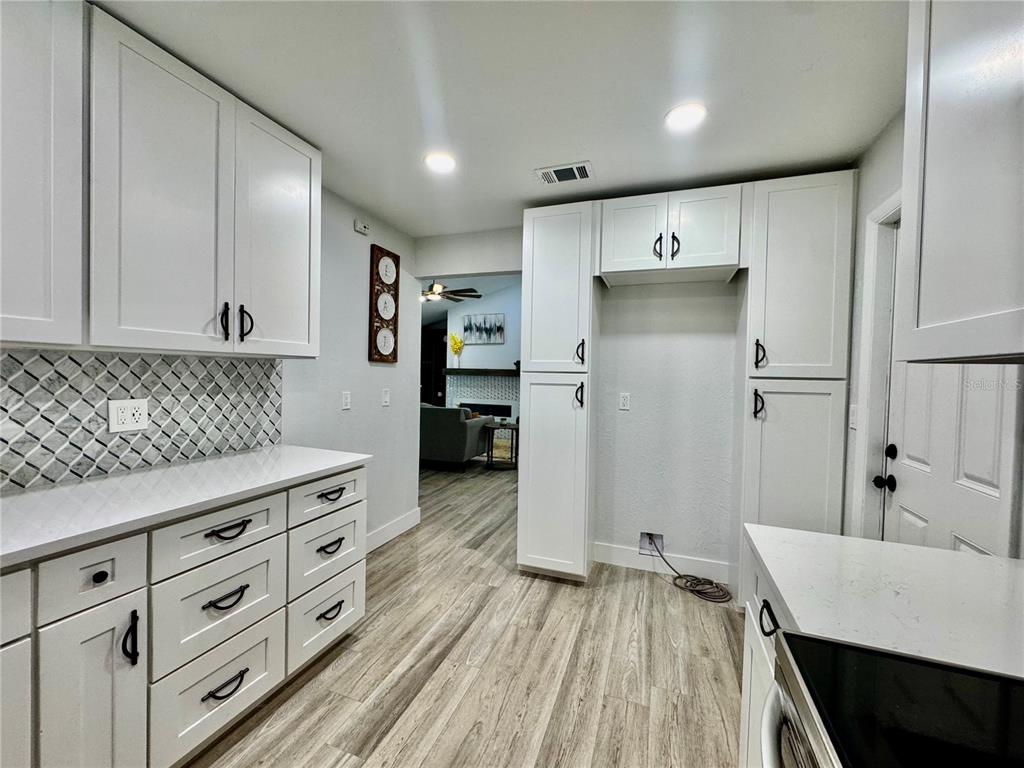 5407 Southwest 82 Terrace Gainesville, FL 32608 - Photo 11 of 34