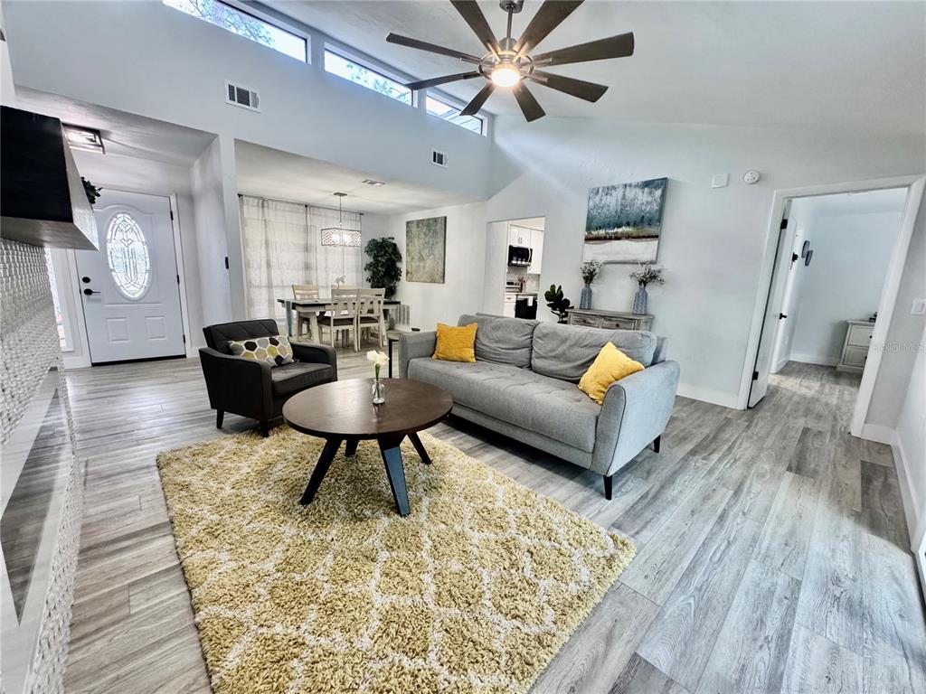 5407 Southwest 82 Terrace Gainesville, FL 32608 - Photo 4 of 34