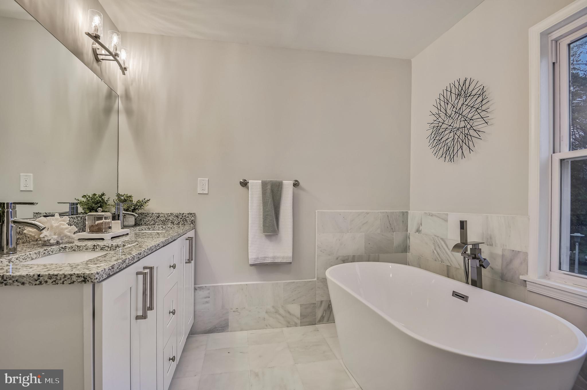 4000 Bateman Avenue Baltimore, MD 21216 - Photo 18 of 34 Master Bathroom