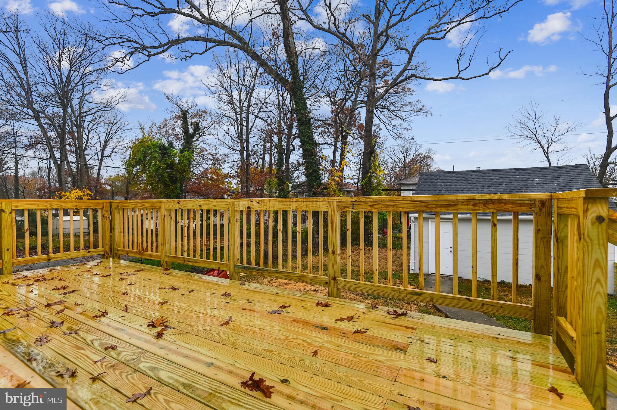 4000 Bateman Avenue Baltimore, MD 21216 - Photo 32 of 34 Deck