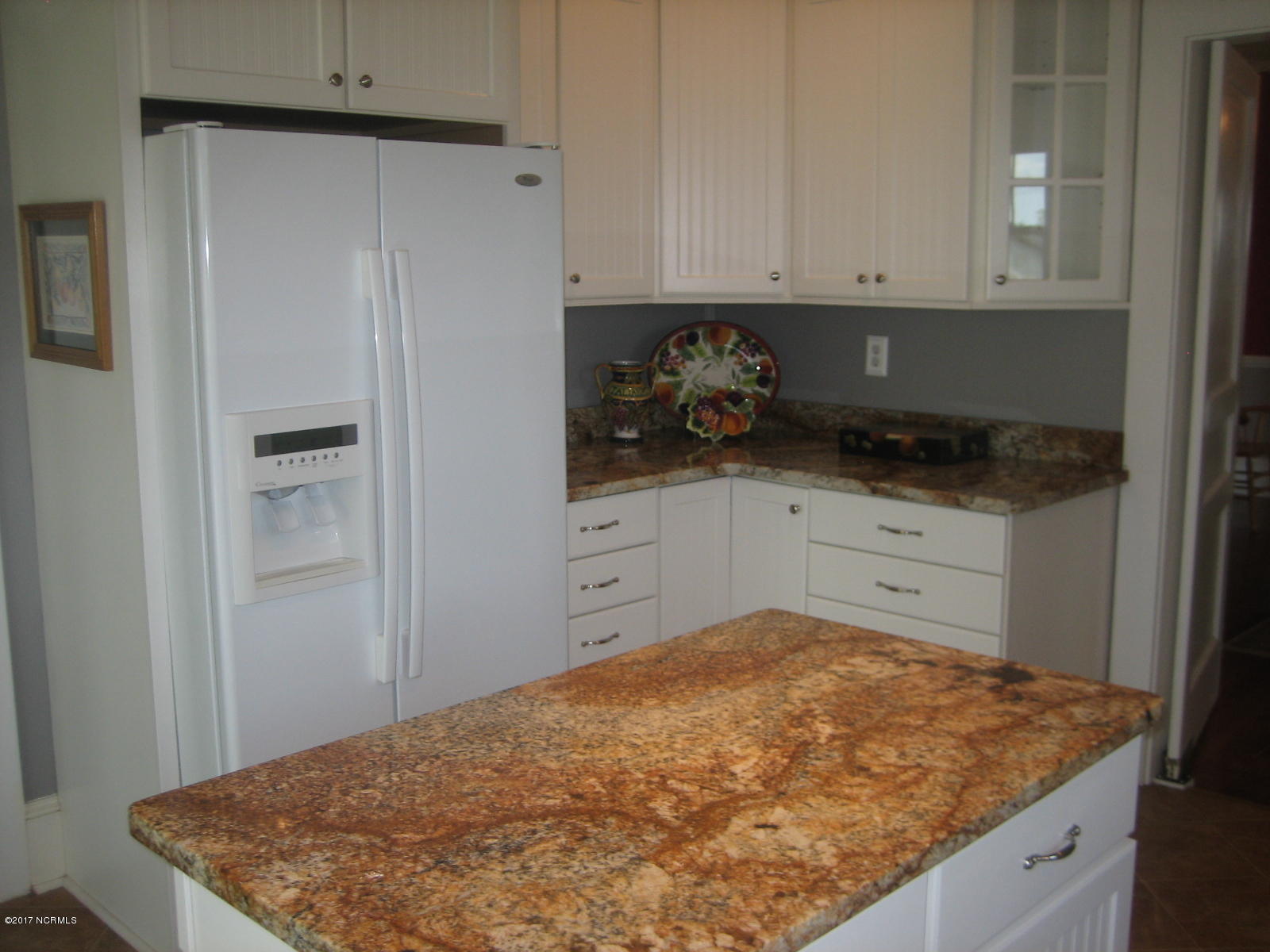 1094 Oak Grove Road Pollocksville, NC 28573 - Photo 8 of 32 Granite Countertops