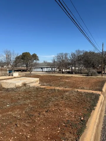 $110,000 | 1001 West Main Street, Llano, TX 78643