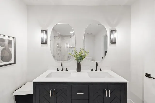 $529,900 | 9420 Shady Oaks Drive, Austin, TX 78729