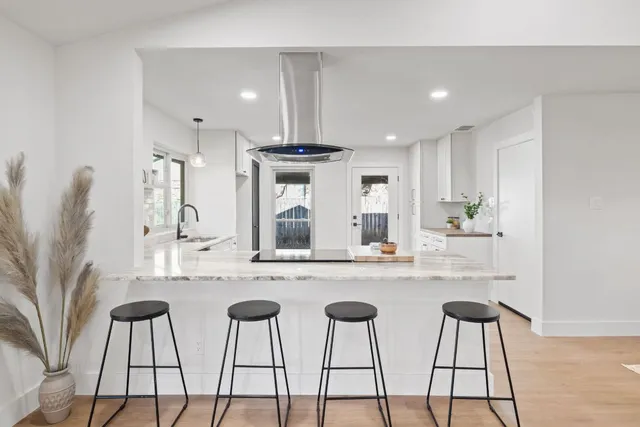 $529,900 | 9420 Shady Oaks Drive, Austin, TX 78729