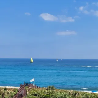 $1,175,000 | 4000 North Ocean Drive, Unit 403, Singer Island, FL 33404