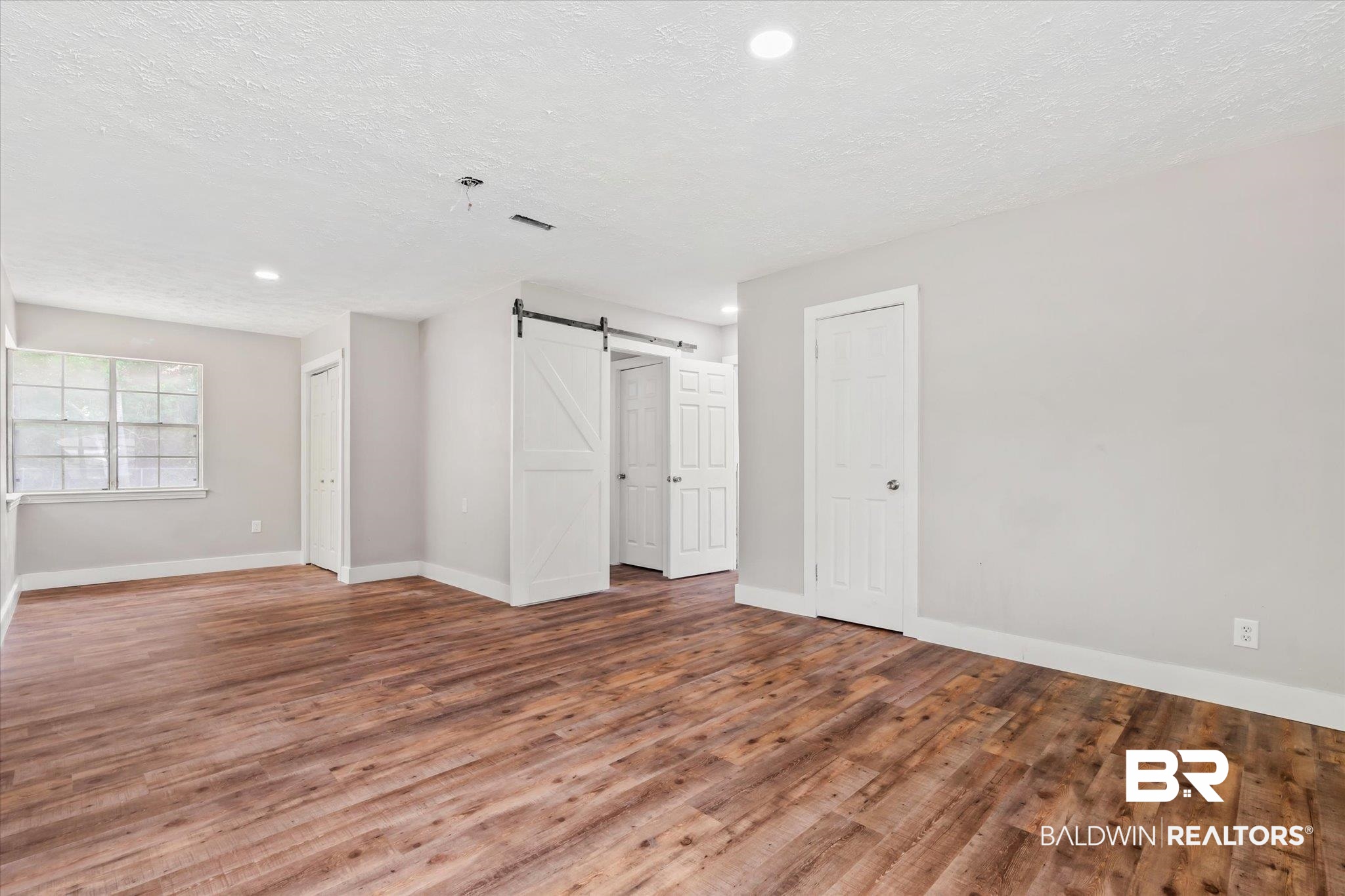 2008 Jones Avenue Mobile, AL 36617 - Photo 11 of 20