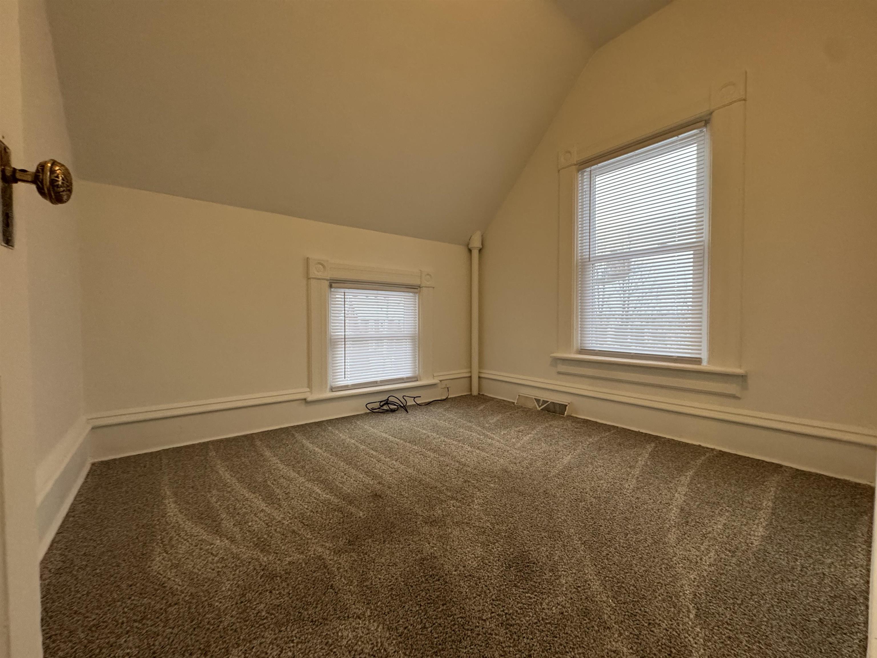 122 North Street Sun Prairie, WI 53590 - Photo 21 of 32