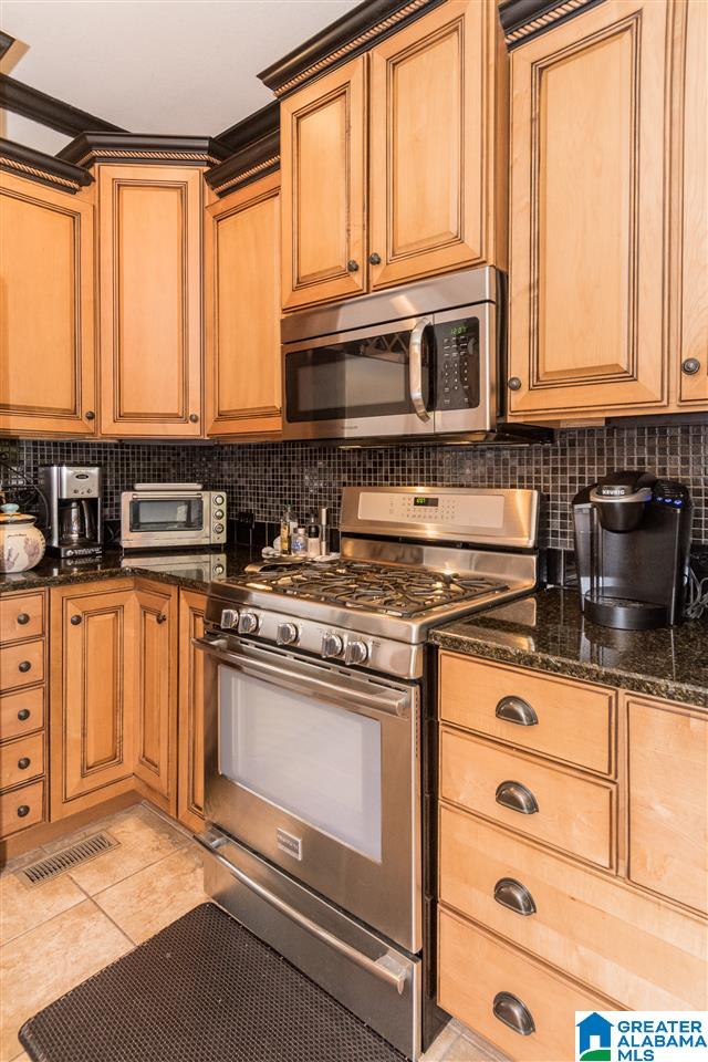 1049 Stoneykirk Road Pelham, AL 35124 - Photo 11 of 31