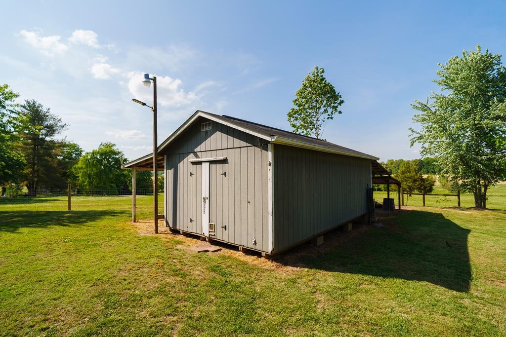 1074 Milk Plant Road Sparta, TN 38583 - Photo 25 of 34