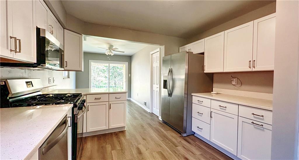 136 Richey Drive Verona, PA 15147 - Photo 12 of 31 Gallery Image 12