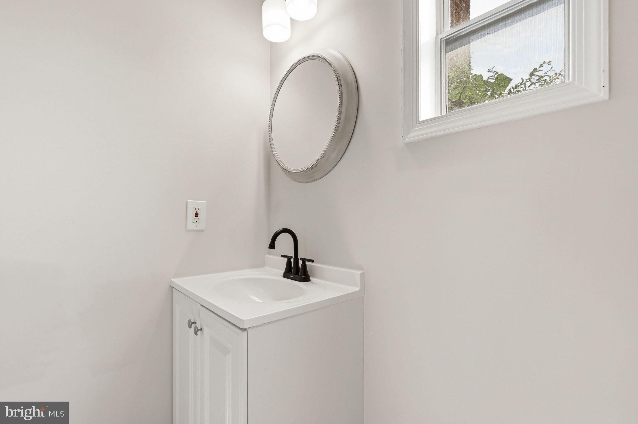 9614 Dilston Road Silver Spring, MD 20903 - Photo 15 of 37