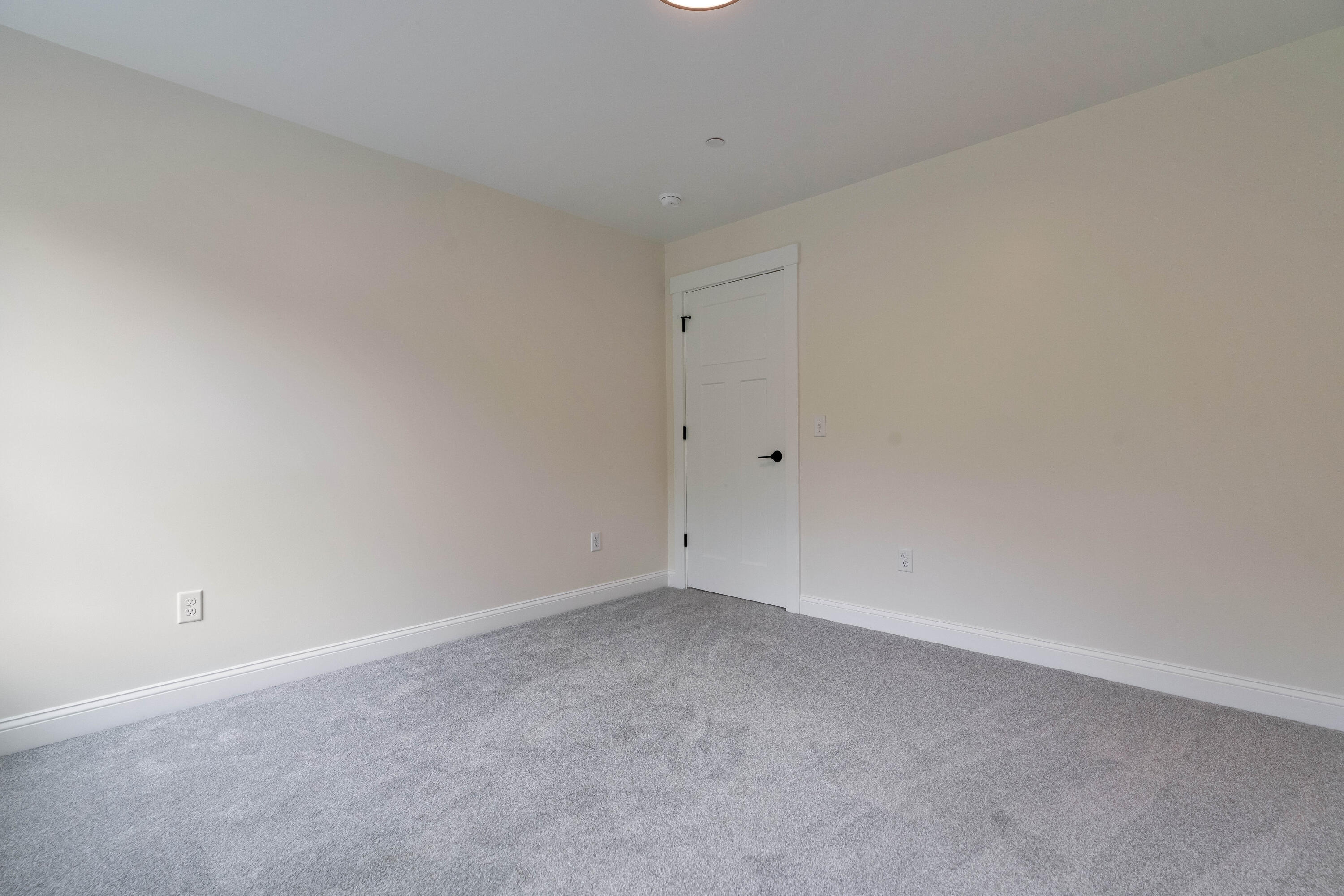 239 Sam Allen Road Sanford, ME 04073 - Photo 15 of 25 _DSC2285