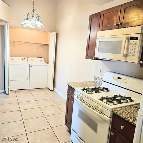 $1,335 | 2120 Ramrod Avenue, Unit 1226, Henderson, NV 89014
