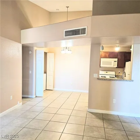 $1,335 | 2120 Ramrod Avenue, Unit 1226, Henderson, NV 89014