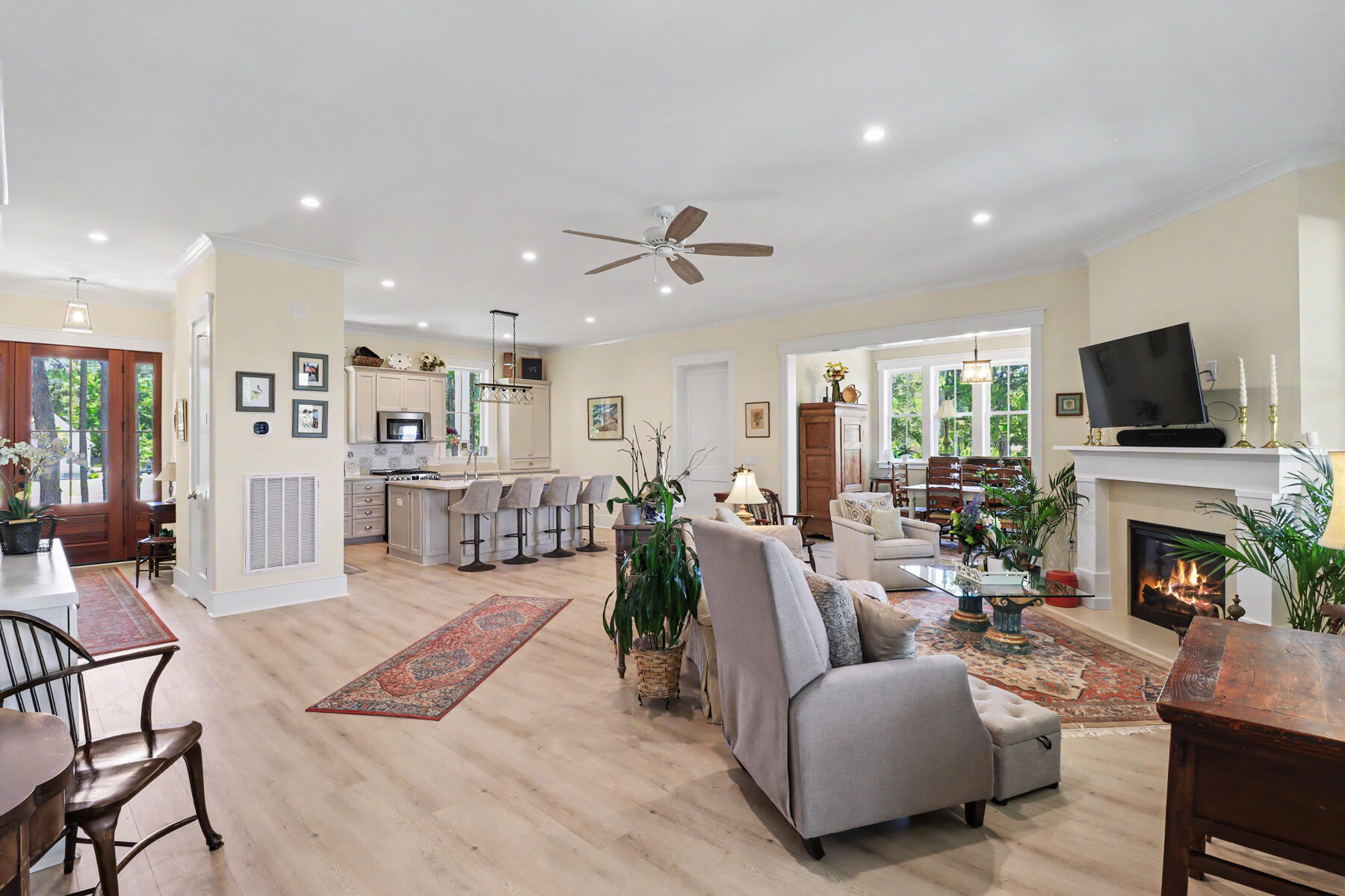 374 Commonwealth Road Mount Pleasant, SC 29466 - Photo 34 of 43