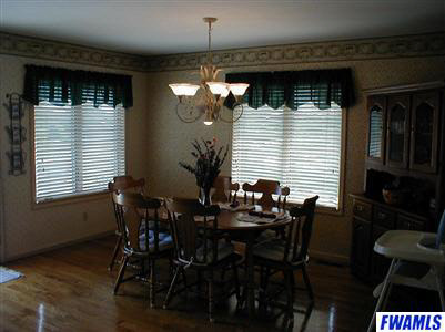 1522 North River Road West Albion, IN 46701 - Photo 6 of 12 Gallery Image 6