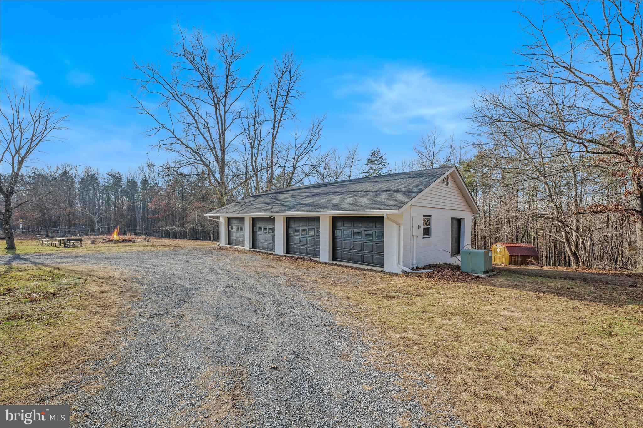 654 Soper Lane Berkeley Springs, WV 25411 - Photo 105 of 146 Garage