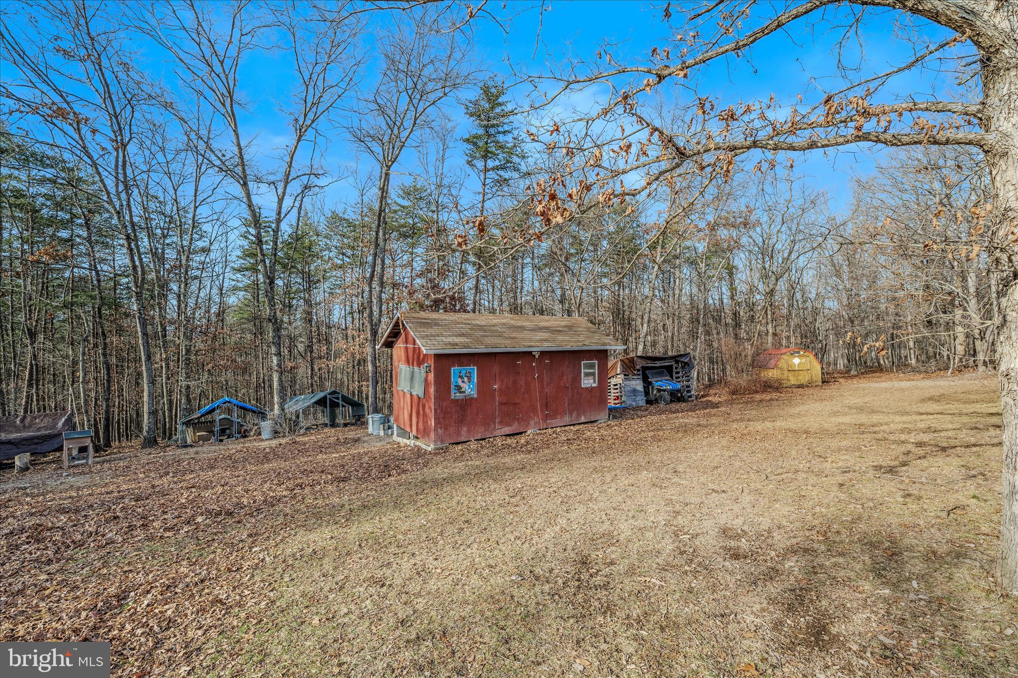 654 Soper Lane Berkeley Springs, WV 25411 - Photo 14 of 146 Chicken Coops