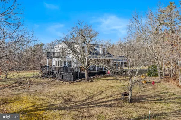 $799,900 | 654 Soper Lane, Paw Paw, WV 25434