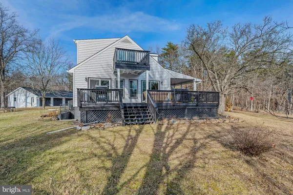 $799,900 | 654 Soper Lane, Paw Paw, WV 25434