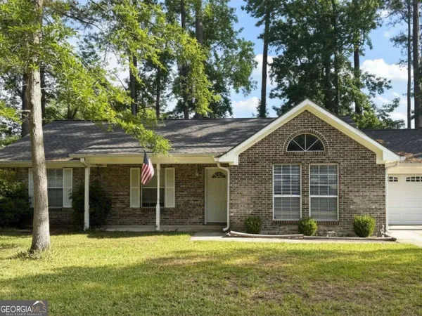 $1,800 | 108 Crestwood Court, Kingsland, GA 31548