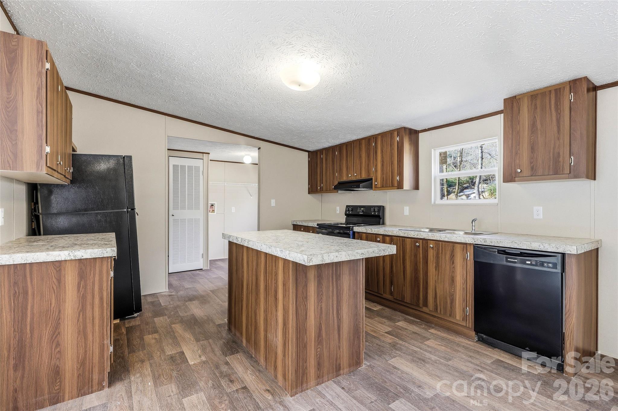 45 Alan Retreat Road Hendersonville, NC 28792 - Photo 14 of 37