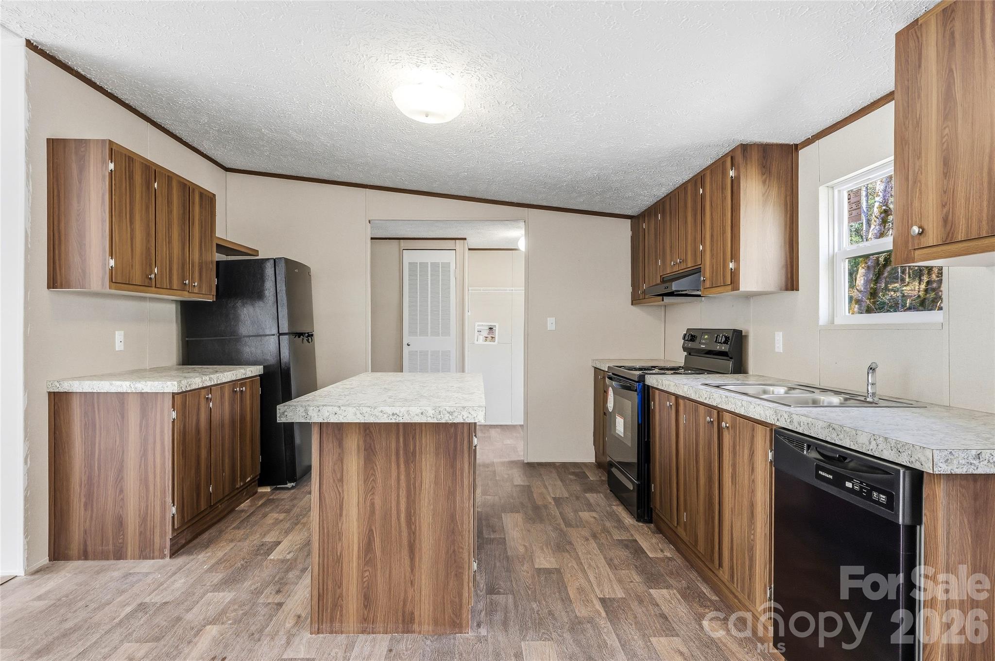 45 Alan Retreat Road Hendersonville, NC 28792 - Photo 15 of 37