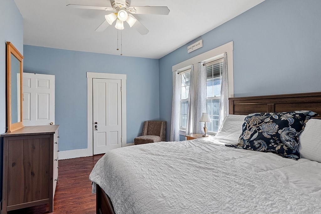 566 Brook Street Clinton, MA 01510 - Photo 15 of 22 Gallery Image 15