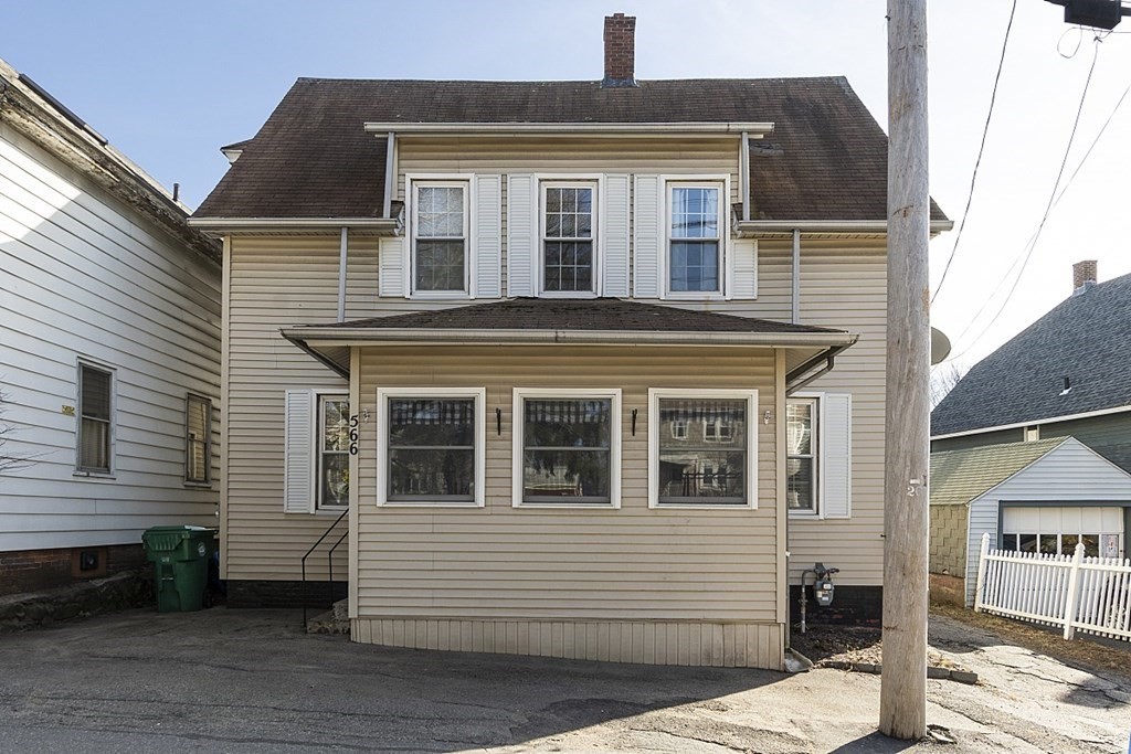 566 Brook Street Clinton, MA 01510 - Photo 2 of 22 Gallery Image 2