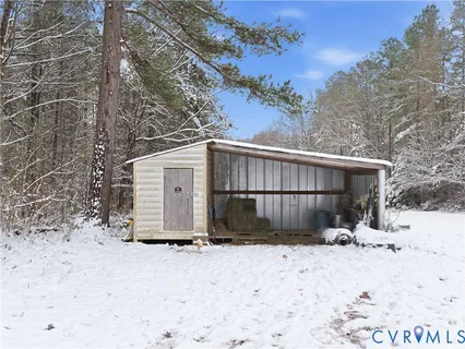 $325,000 | 13520 Dykeland Road, Amelia Court House, VA 23002