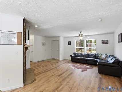 $325,000 | 13520 Dykeland Road, Amelia Court House, VA 23002