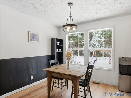 $325,000 | 13520 Dykeland Road, Amelia Court House, VA 23002