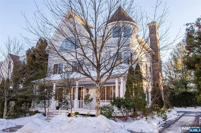 $1,850,000 | 3 Christopher Court, Montclair, NJ 07042