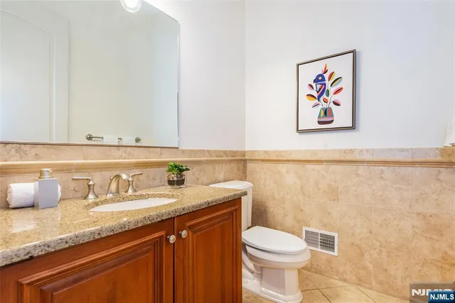 $1,850,000 | 3 Christopher Court, Montclair, NJ 07042