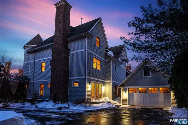 $1,850,000 | 3 Christopher Court, Montclair, NJ 07042