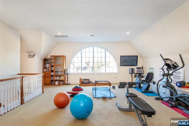 $1,850,000 | 3 Christopher Court, Montclair, NJ 07042