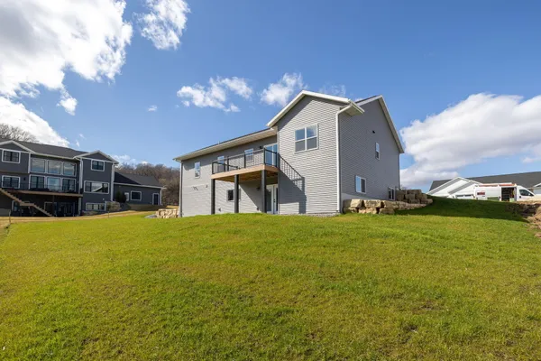 $489,900 | 270 Southern Drive, Holmen, WI 54636