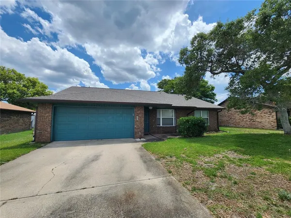 $2,300 | 5820 Alstrum Drive, Port Orange, FL 32127