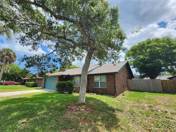 $2,300 | 5820 Alstrum Drive, Port Orange, FL 32127