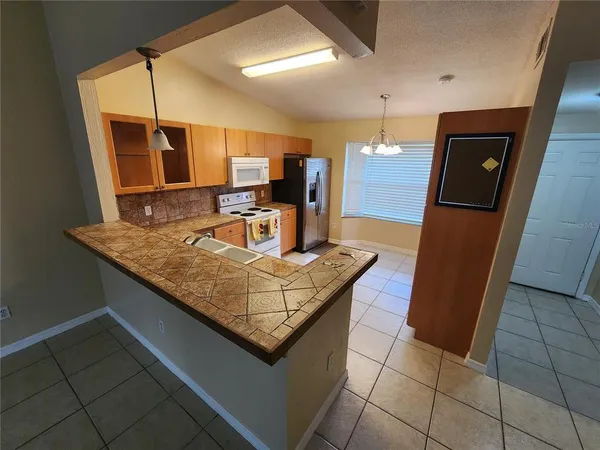 $2,300 | 5820 Alstrum Drive, Port Orange, FL 32127