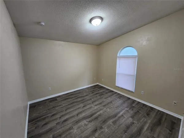 $2,300 | 5820 Alstrum Drive, Port Orange, FL 32127