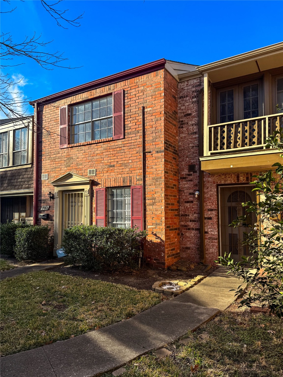 7910 Grove Ridge Drive Houston, TX 77061 - Photo 2 of 17