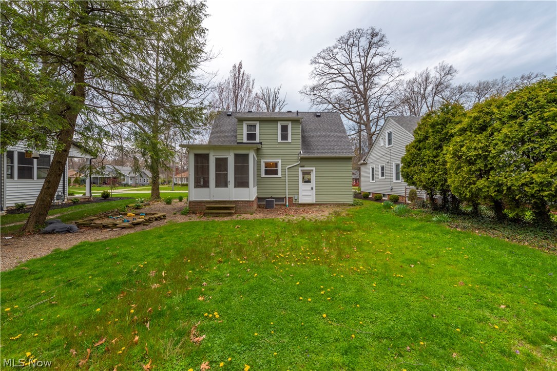 543 Upland Road Bay Village, OH 44140 - Photo 27 of 35